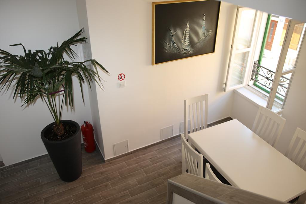 Centar Vodice Apartmani Extérieur photo