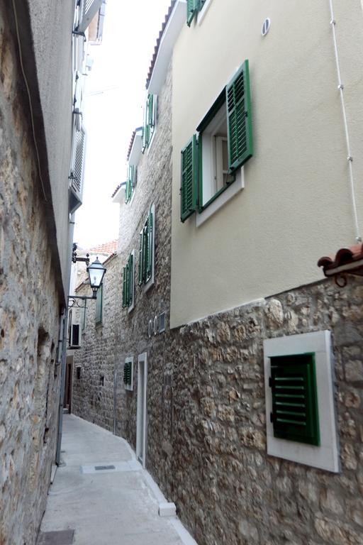Centar Vodice Apartmani Extérieur photo