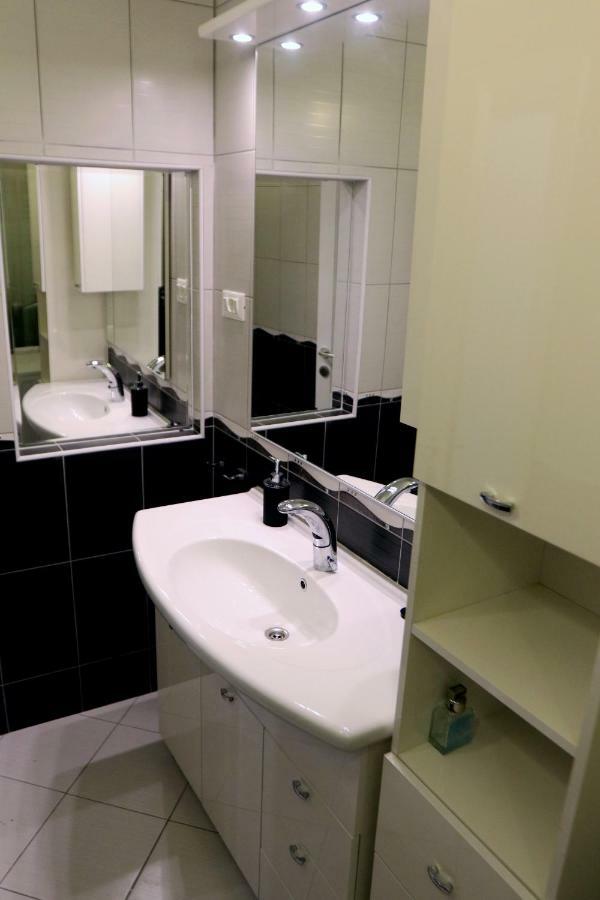 Centar Vodice Apartmani Chambre photo